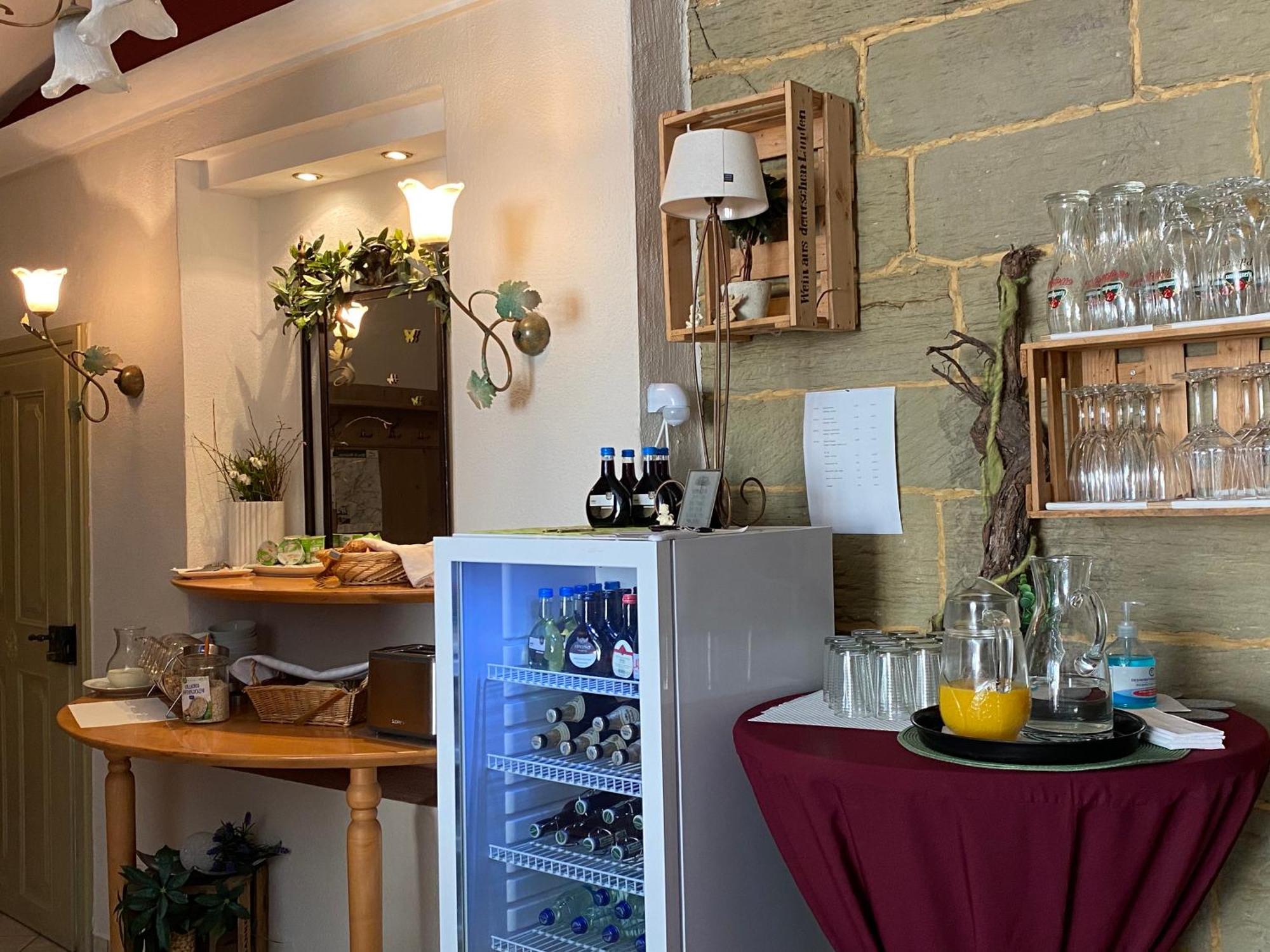 Hotel Weinstube Am Markt Gerolzhofen Eksteriør billede