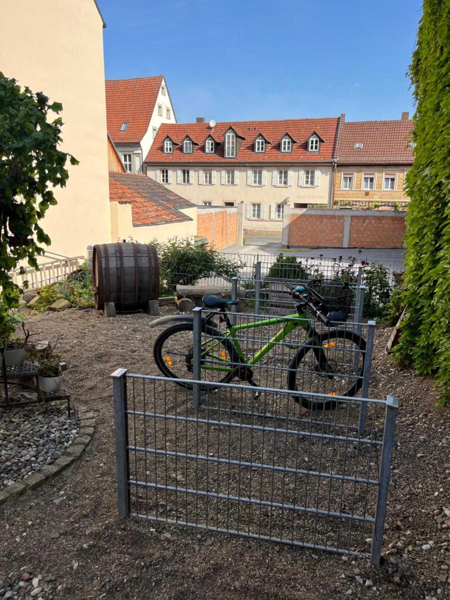 Hotel Weinstube Am Markt Gerolzhofen Eksteriør billede
