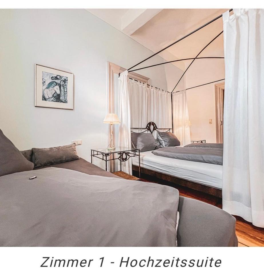 Hotel Weinstube Am Markt Gerolzhofen Eksteriør billede