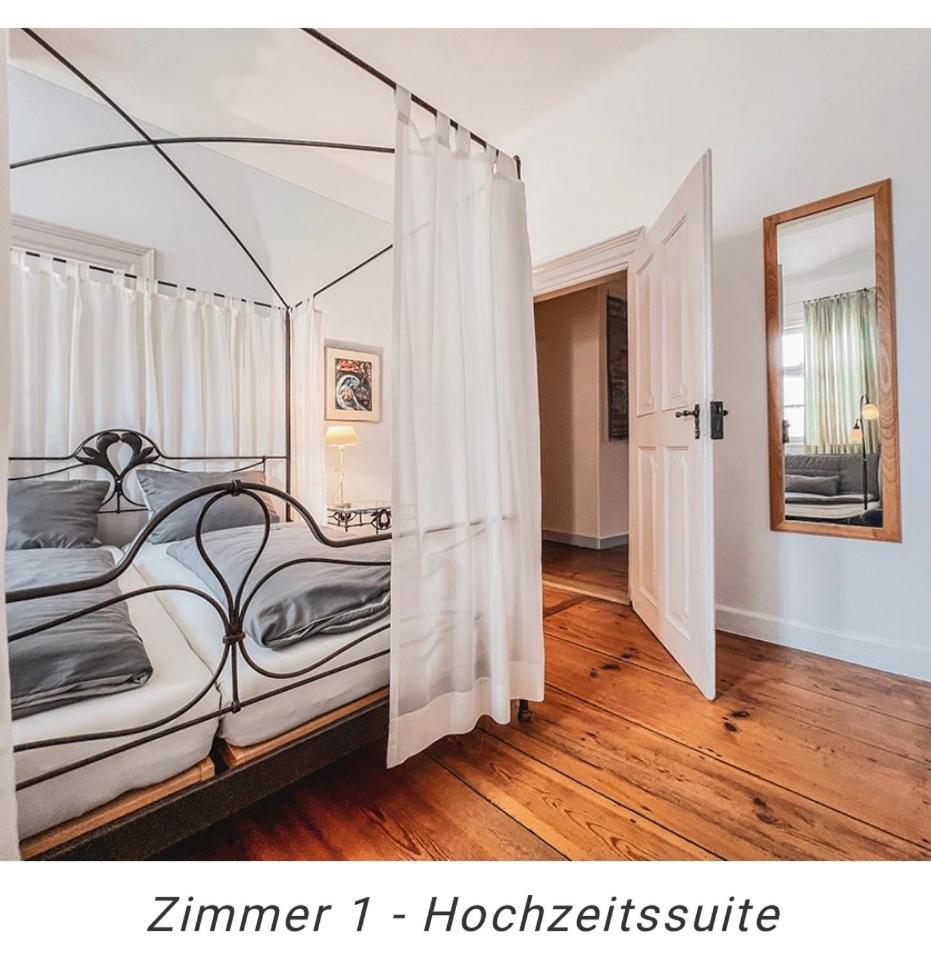 Hotel Weinstube Am Markt Gerolzhofen Eksteriør billede