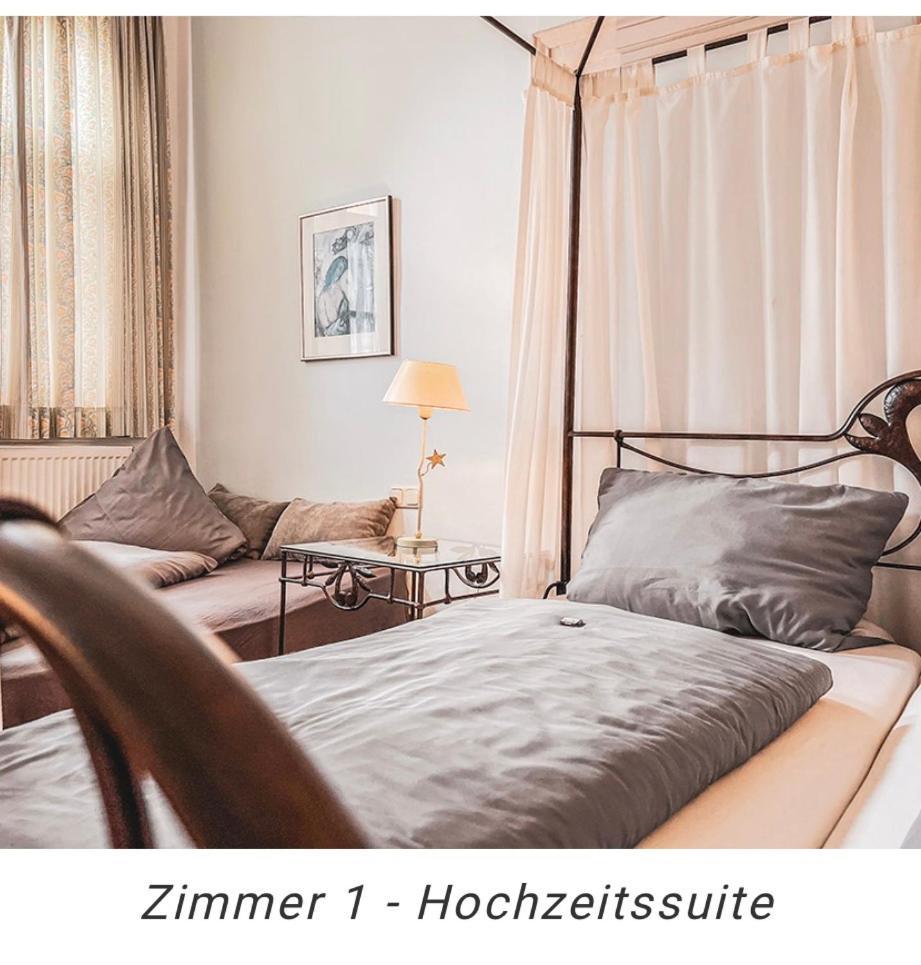 Hotel Weinstube Am Markt Gerolzhofen Eksteriør billede